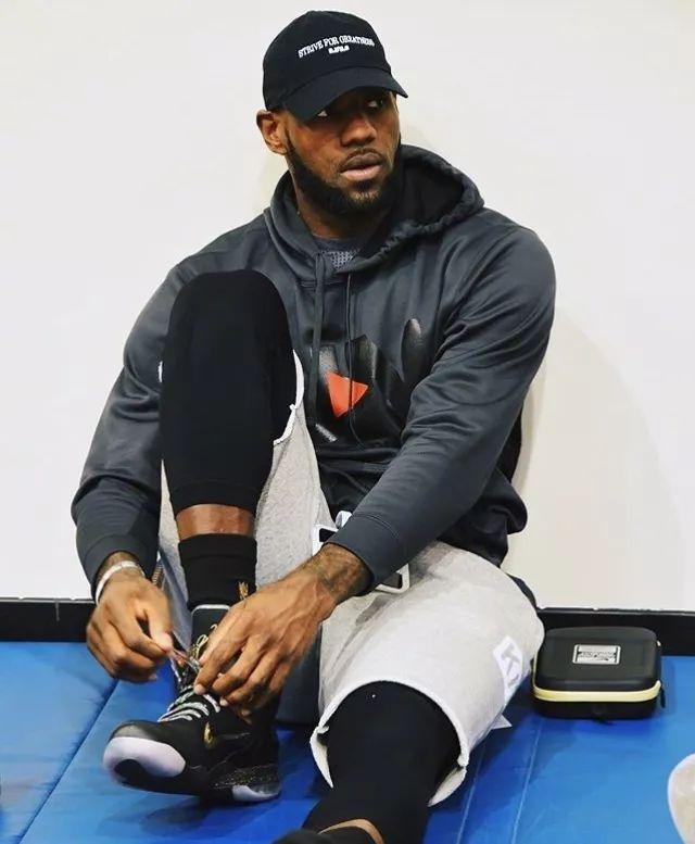 老虎机输赢平滑：连续小奖如何掩盖结构性亏损？（连续小额中奖如何掩饰老虎机的结构性亏损？）