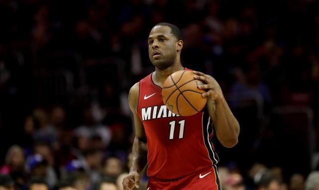 库拉索，面积最小，人口最少的参赛队，主权属于荷兰？