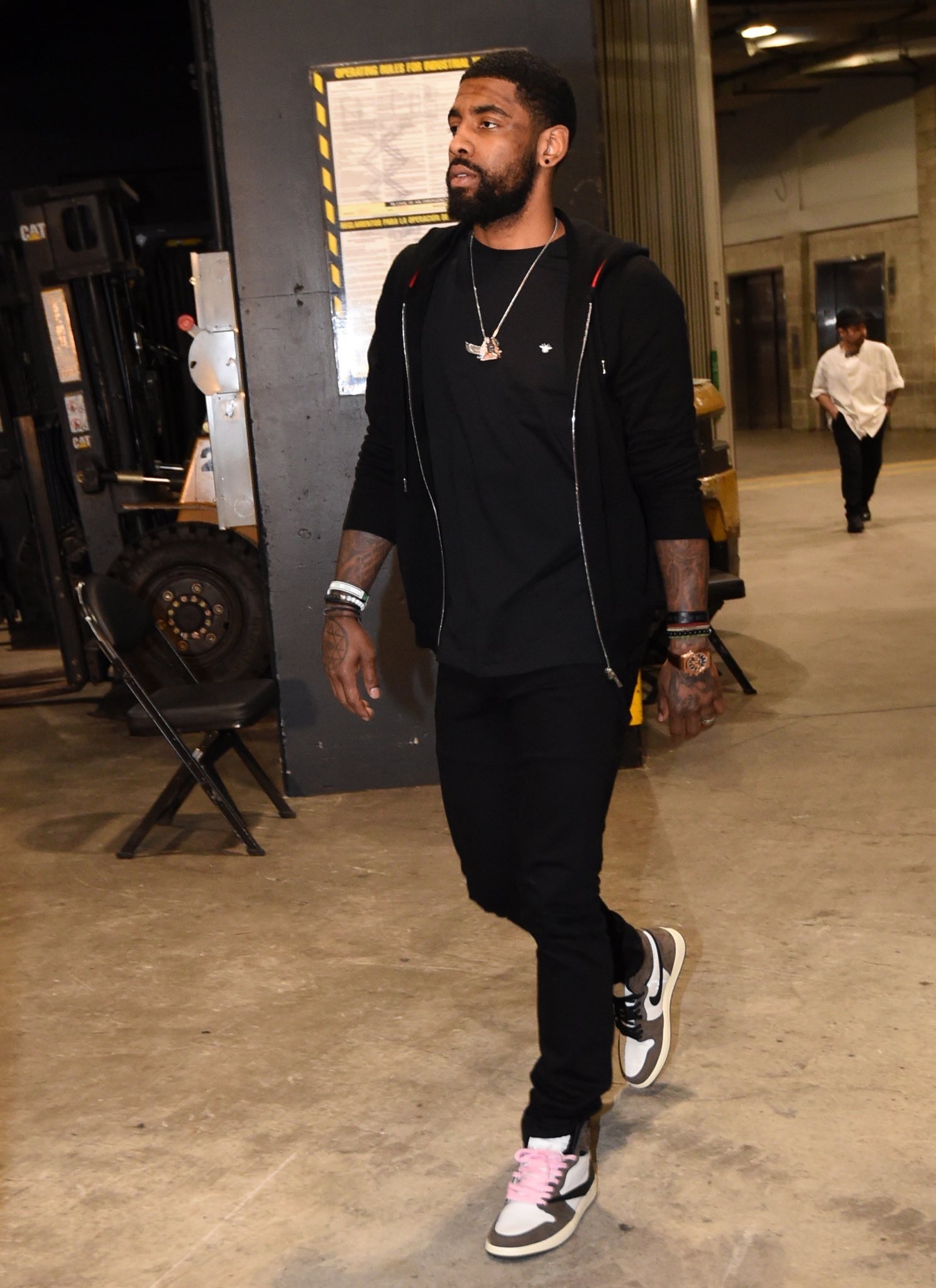 【LPL老婆】希然白色露背长裙，太有气质了